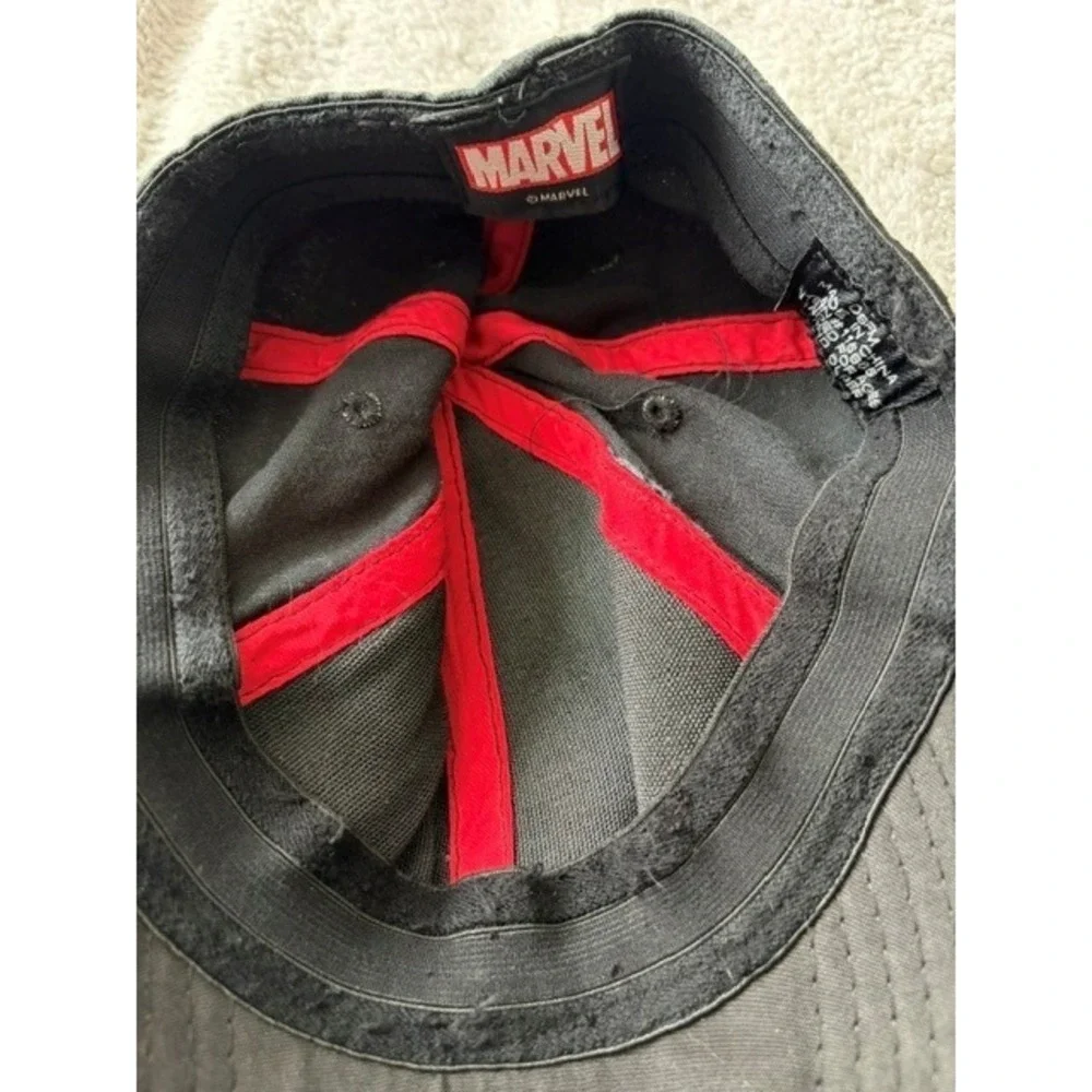 Marvel deadpool red